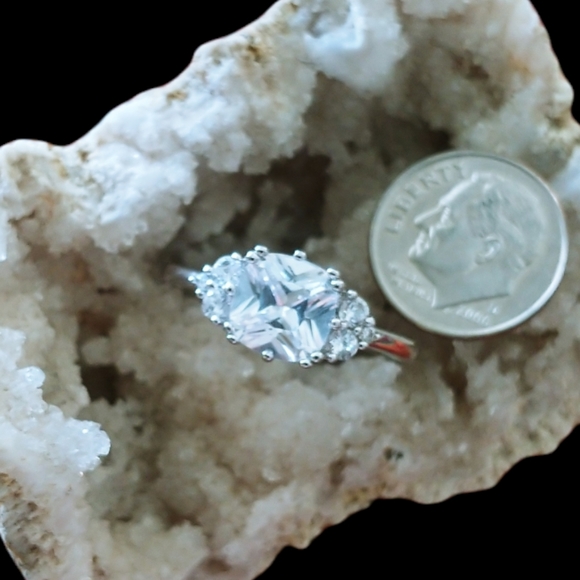 Silver Diamond Ring - Picture 4 of 10